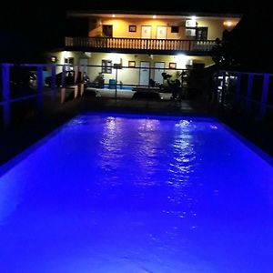 Sea Horizon Apartments